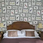 The Punch Bowl 4*