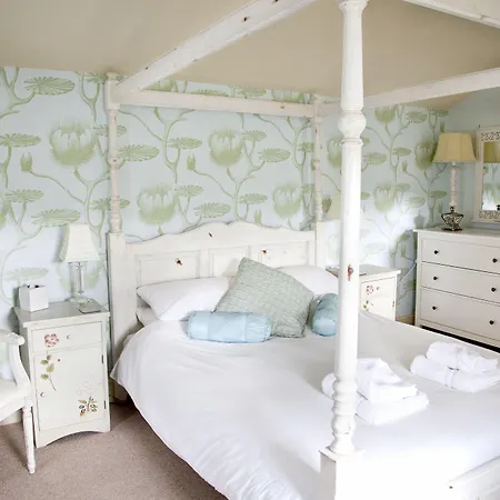 Inn The Punch Bowl 4*