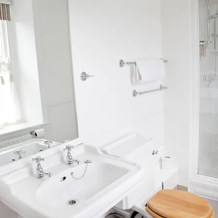 The Punch Bowl Feetham