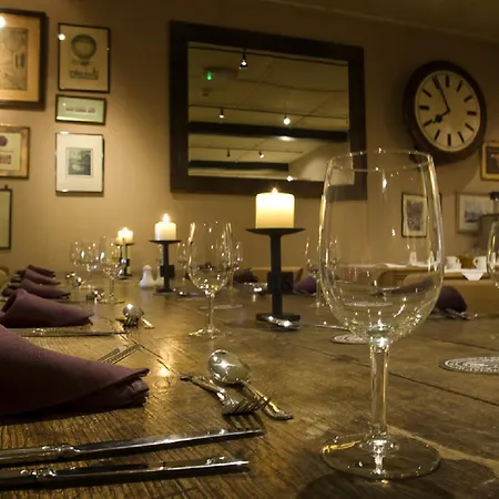 Han/Misafirhane The Punch Bowl 4*