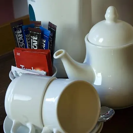 Han/Misafirhane The Punch Bowl 4*