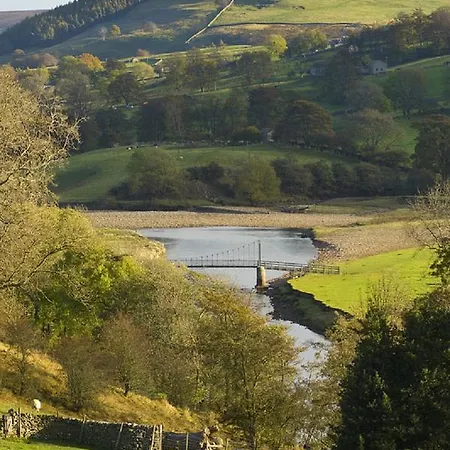 The Punch Bowl 4*