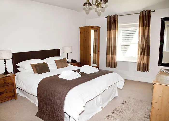 The Punch Bowl Inn Feetham