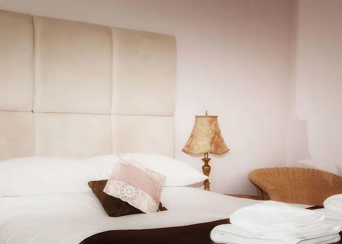 Inn The Punch Bowl 4*