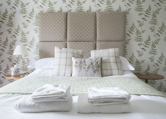 The Punch Bowl 4* Feetham