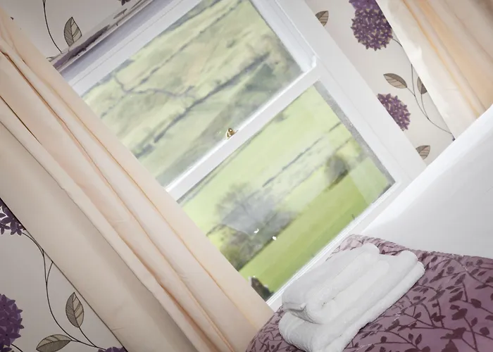 Inn The Punch Bowl 4*