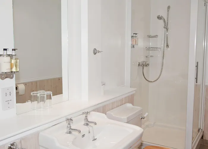 The Punch Bowl Feetham