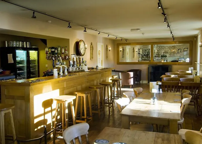 The Punch Bowl Inn 4*