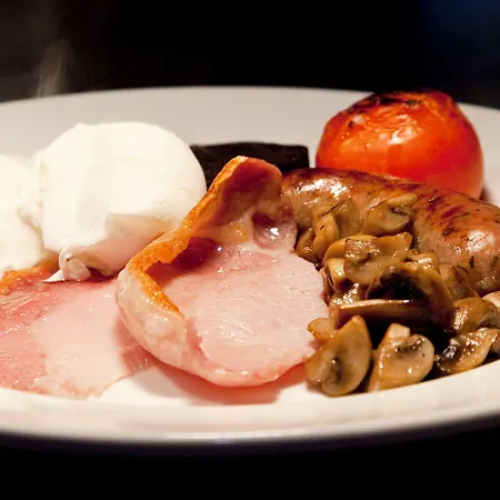 The Punch Bowl 4* Feetham